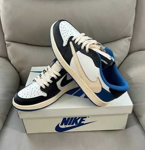 Buty-Trampk-Jordan 1 Retro Low OG SP Fragment x Travis Scott R.43