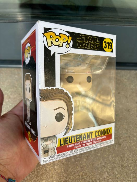 Funko POP Star Wars 319 Lieutenant Connix - Novo, Selado