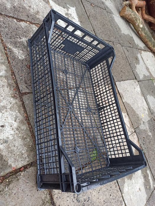 Skrzynki plastikowe transport do przeprowadzki do pakowania na warzywa