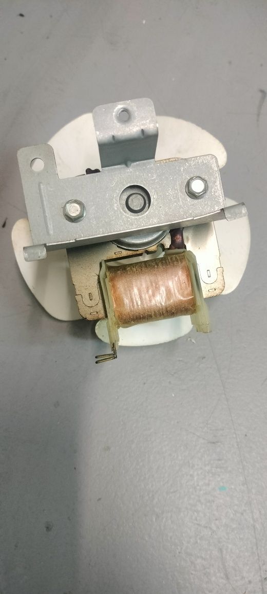 Motor de Microondas