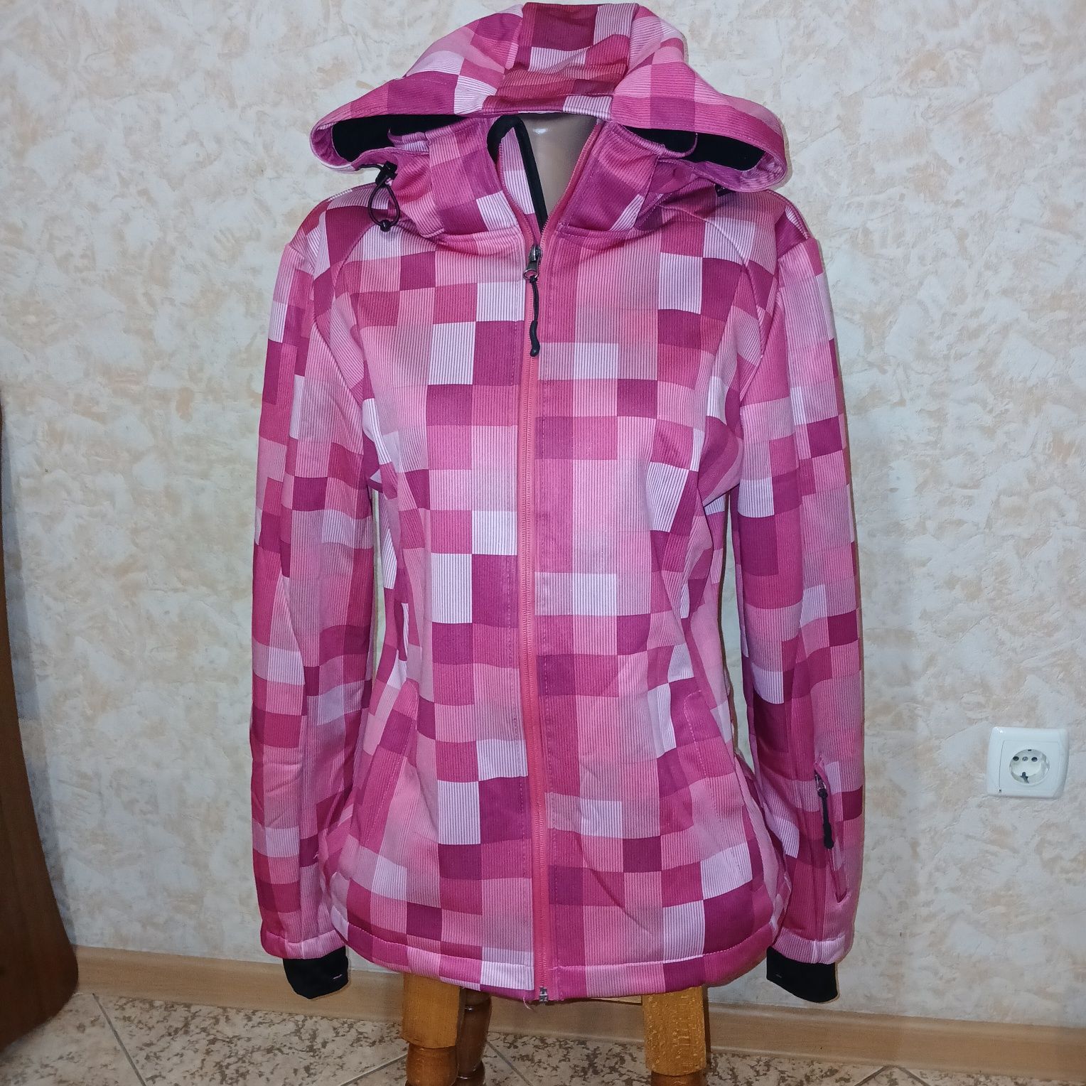 Crivit Softshell куртка спортивна толстовка р-р М