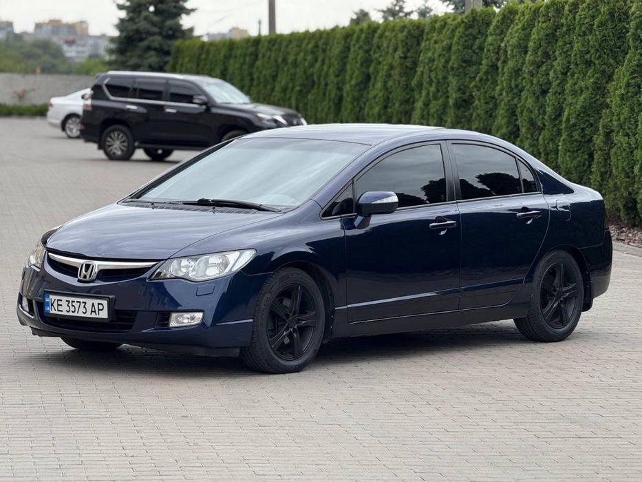 HONDA CIVIC 1.8 на автомате