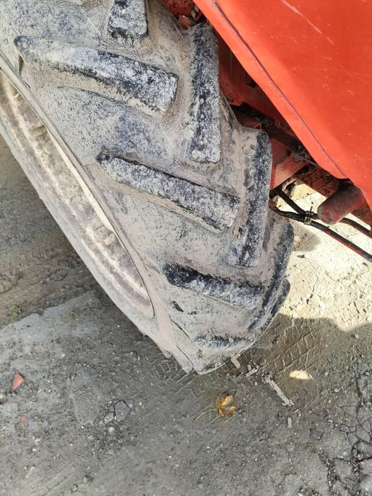 Sprzedam ciągnik rolniczy