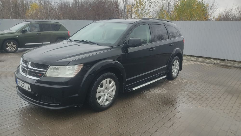 Продам хороший Dodge Journey