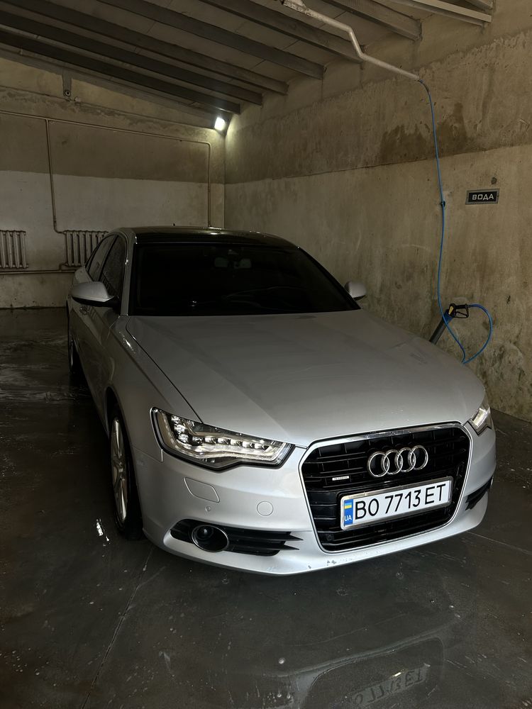 Audi a6c7 2014 3.0TDI quattro (торг біля капоту)