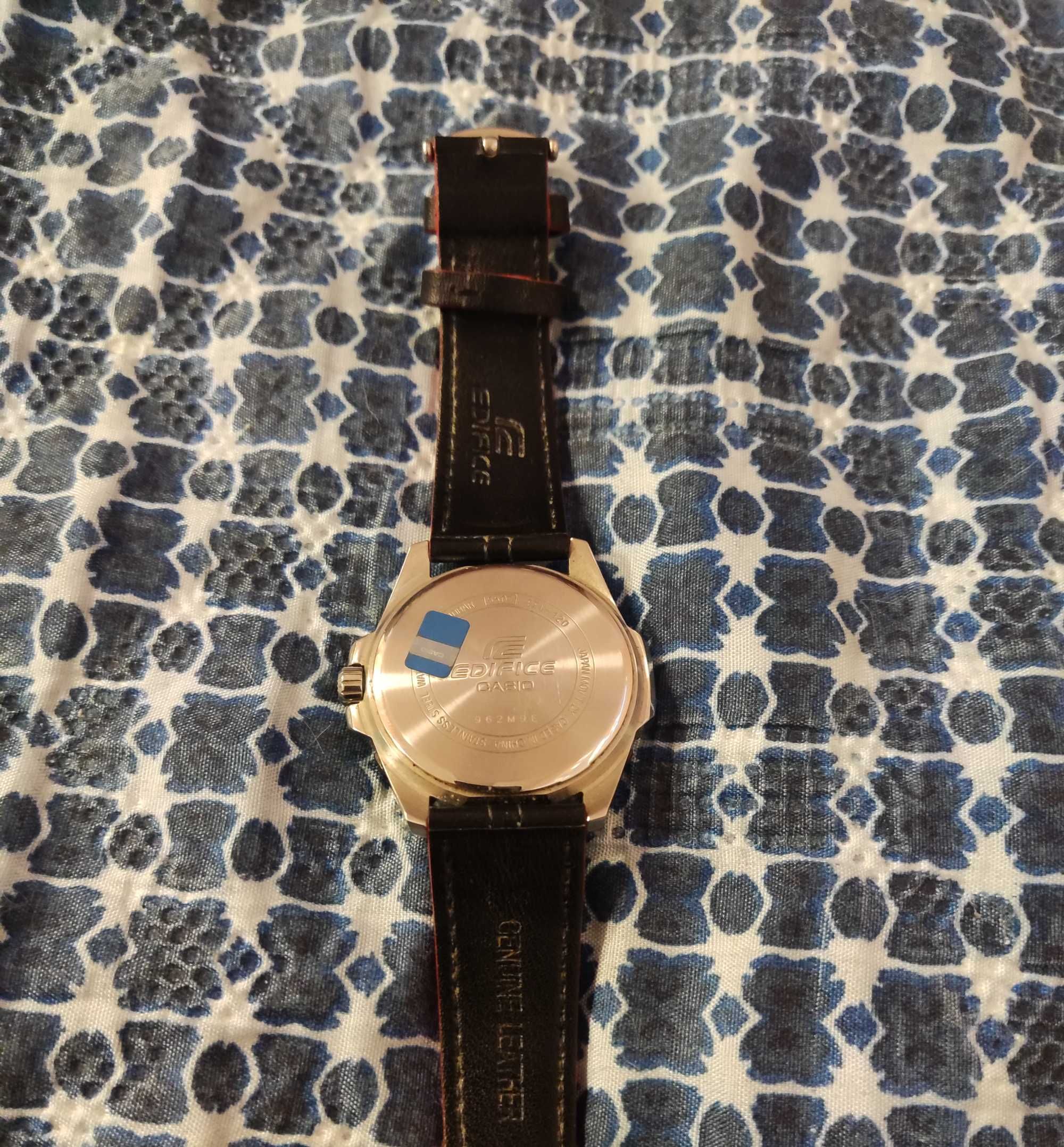 Продається годинник марки Casio EFV-120BL-1AVUEF
