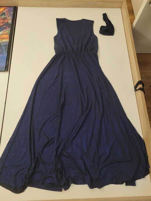 Piękna długa granatowa sukienka w rozm. Xl