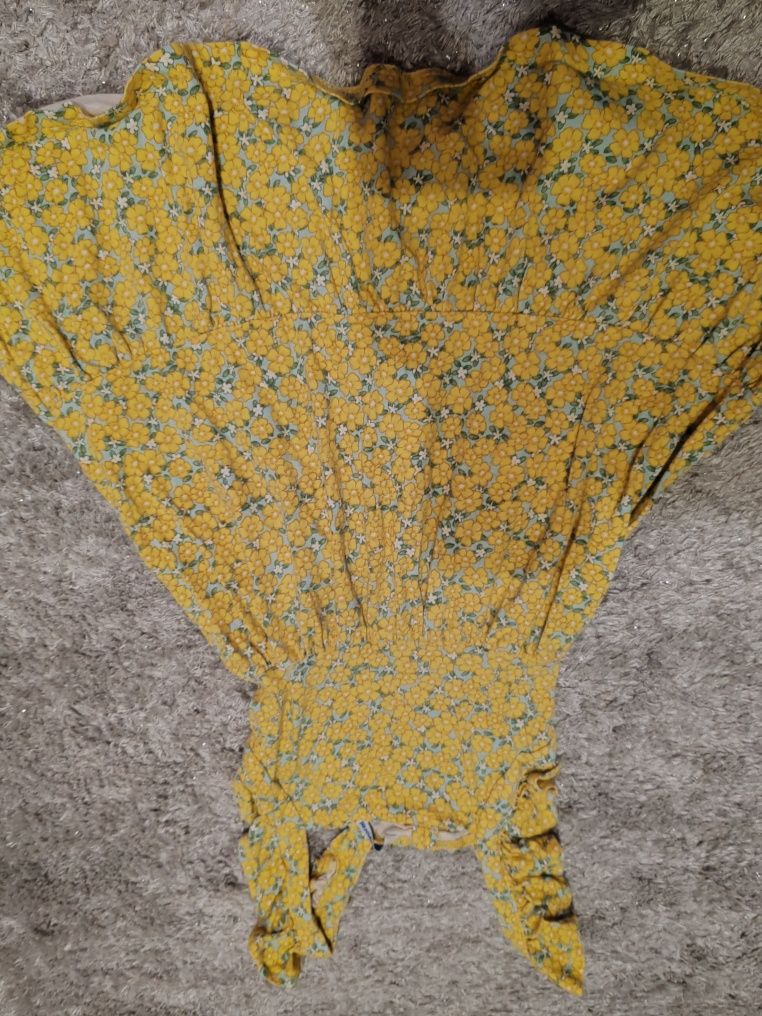 Lote com roupa 4 anos