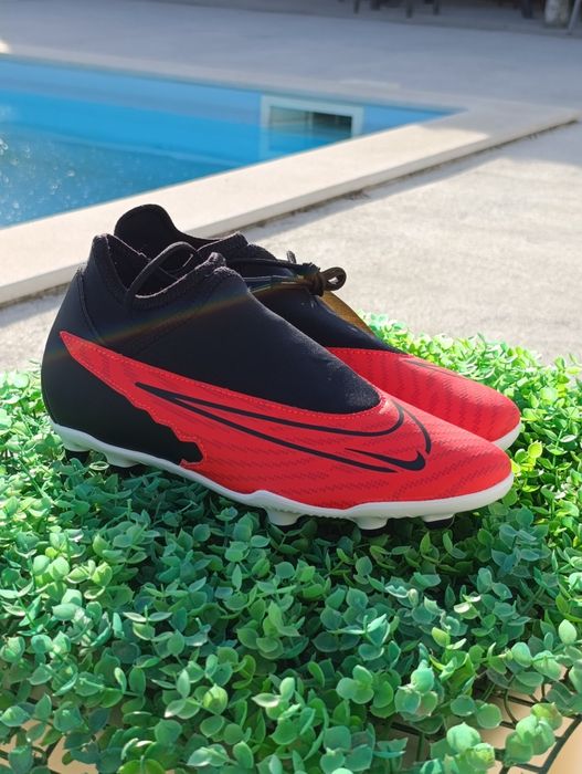 Chuteira Nike Phantom GX