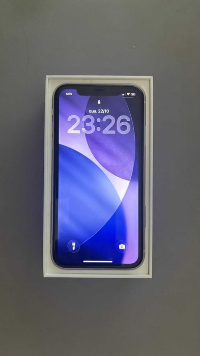 iPhone 11 Branco (128GB) - Usado