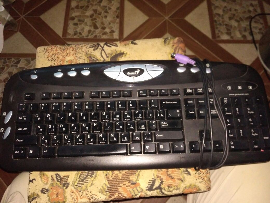 Клавіатура Genius K640