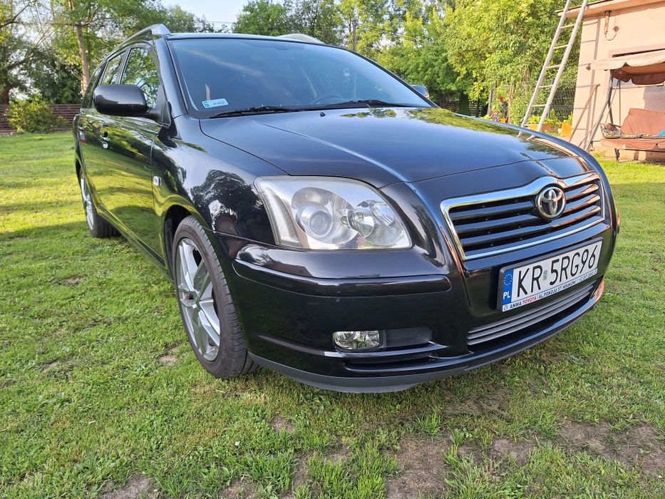 Toyota Avensis T25 combi