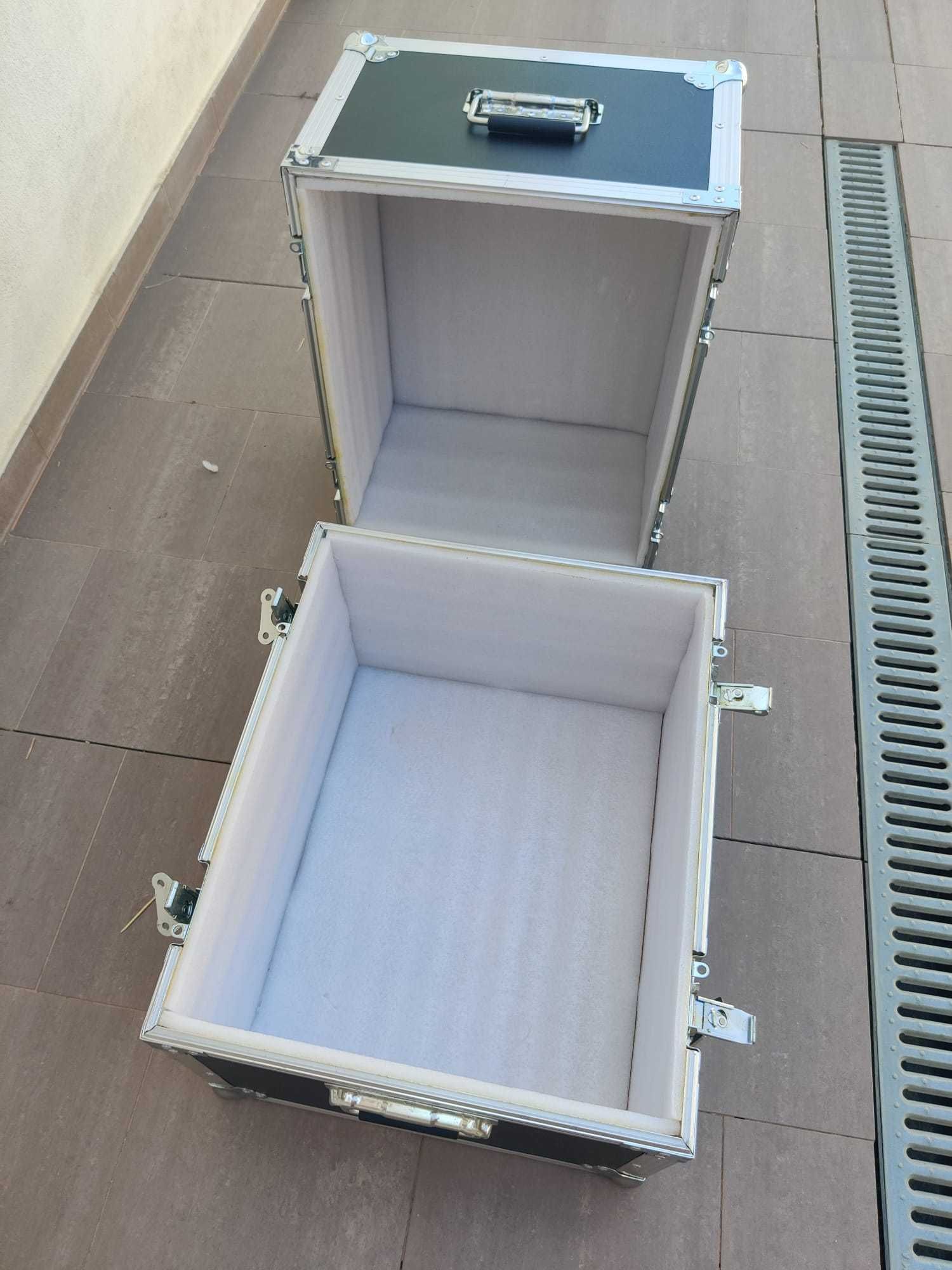 Caixas de Transporte Rígidas flight case – Ideais para Objetos Frágeis