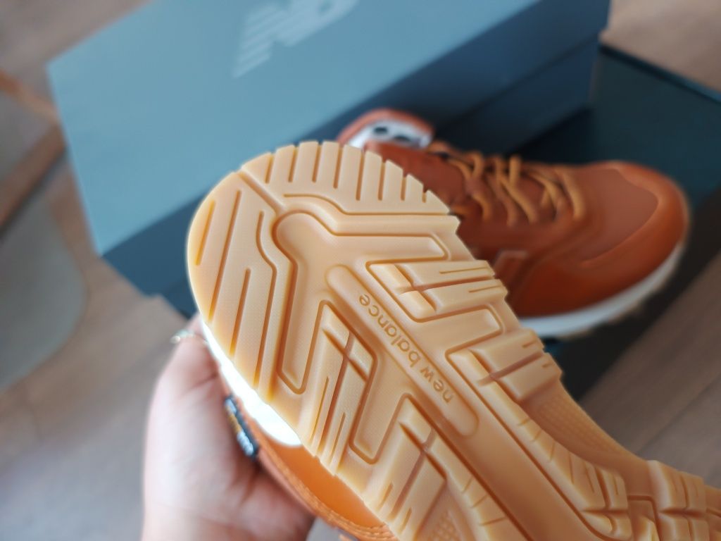 Nowe New Balance buty męskie 42.5 U574HBB wysokie Sneakersy Brąz retro