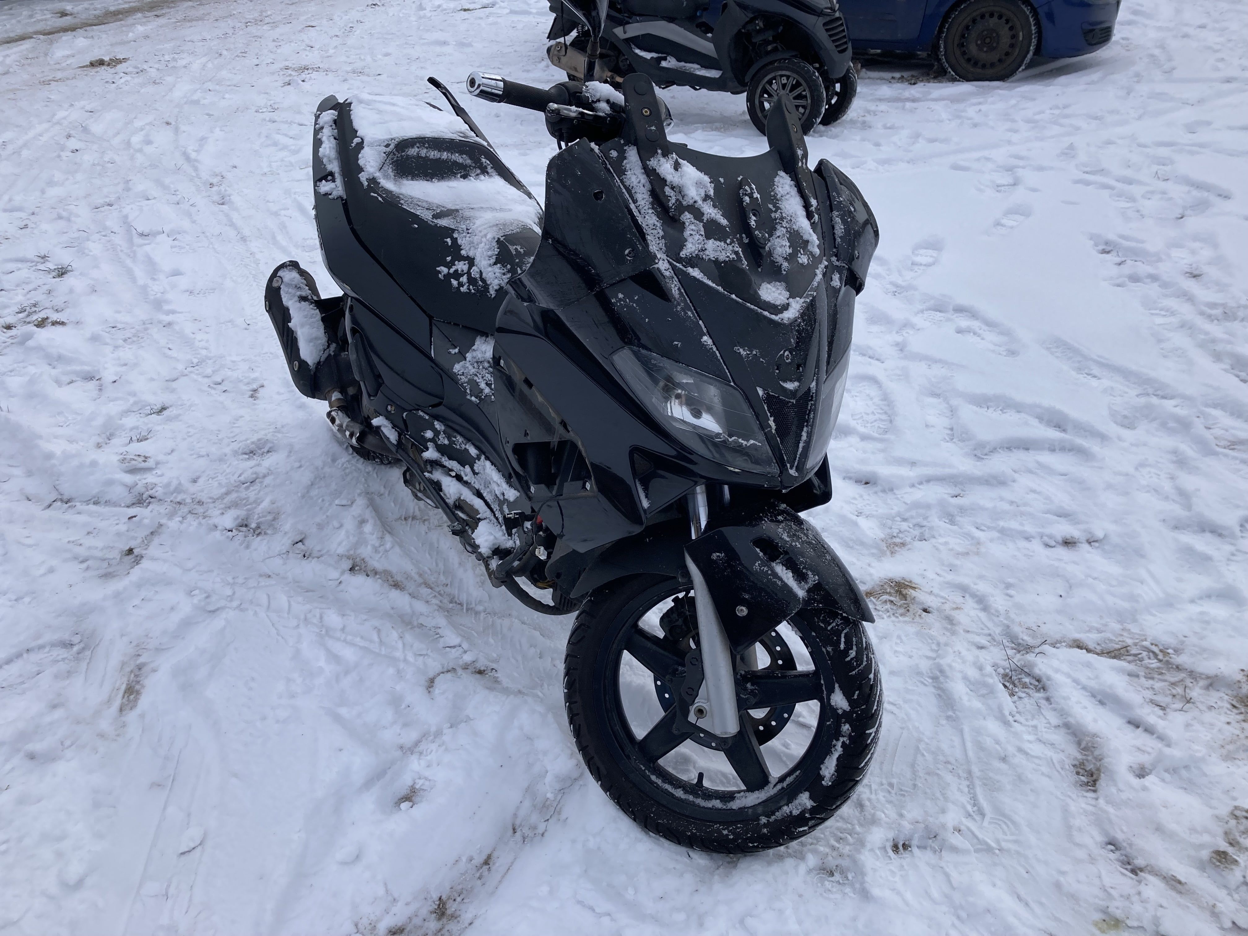 Gilera Nexus 125 250 części czasza osłony silnik kokpit wtrysk szyba