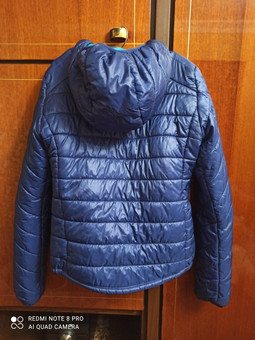 Куртка,,Bershka"12-14лет, демисезонная куртка на девочку.