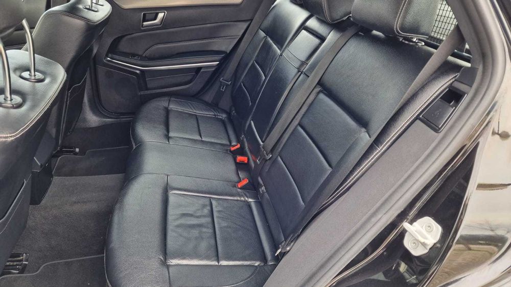 Mercedes-Benz E300 bluetec hybrid