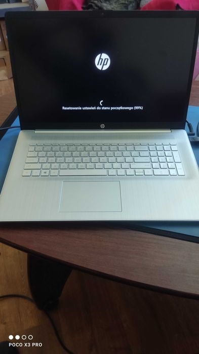 Laptop HP 17-cn1053cl
