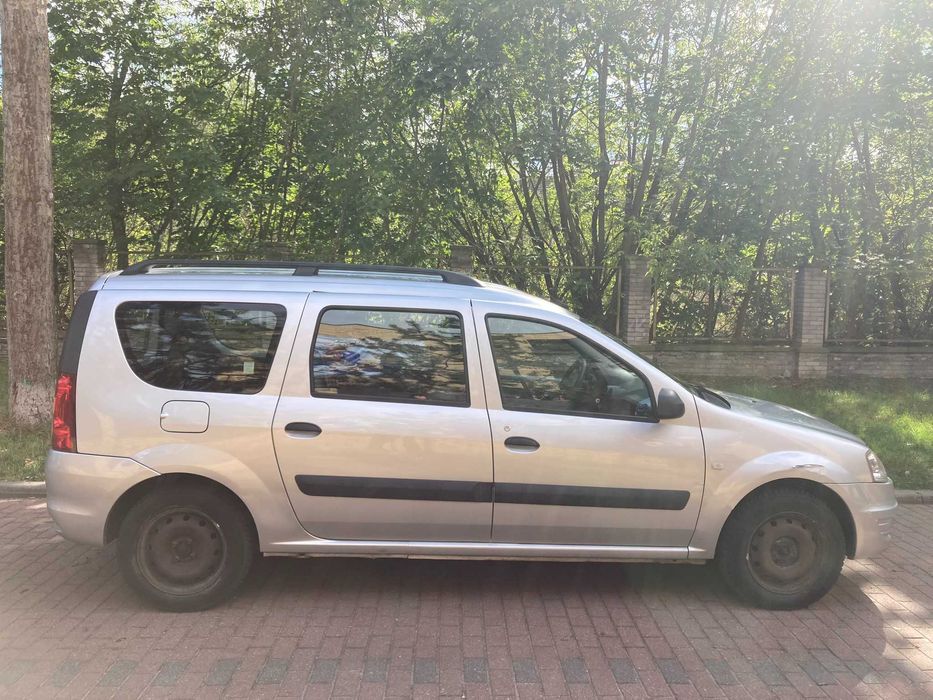 Dacia Logan MCV 2012 r., benzyna + gaz, nowy komplet opon, faktura VAT