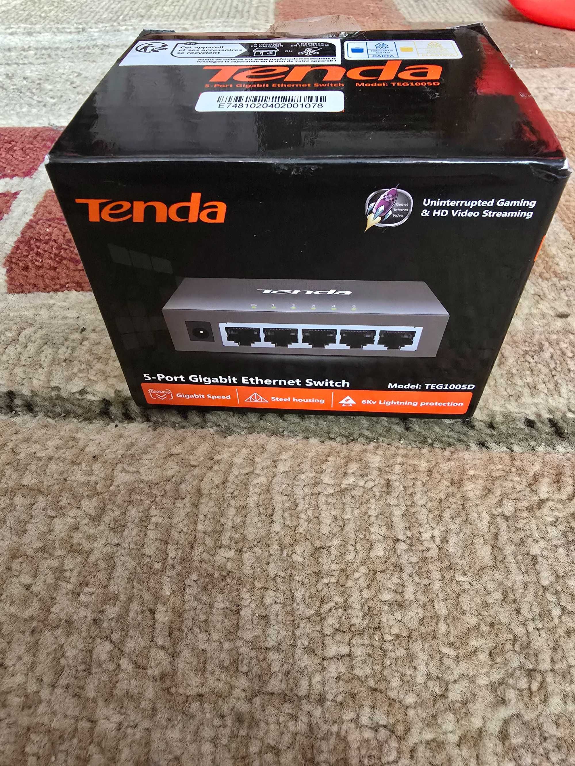 Switch TENDA TEG1005D Gigabit Ethernet,

5 portów