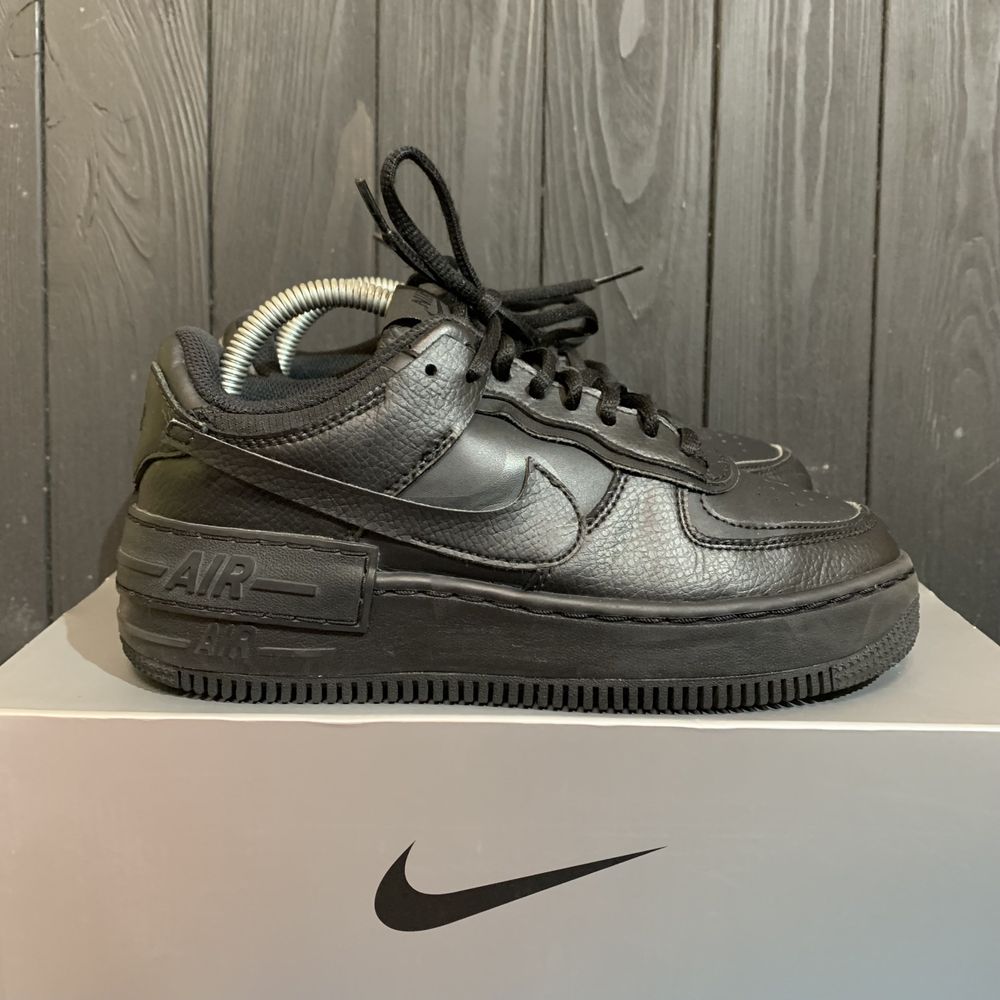 Шкіряні кросівки NIke Air Force 38 розмір 23.5 см