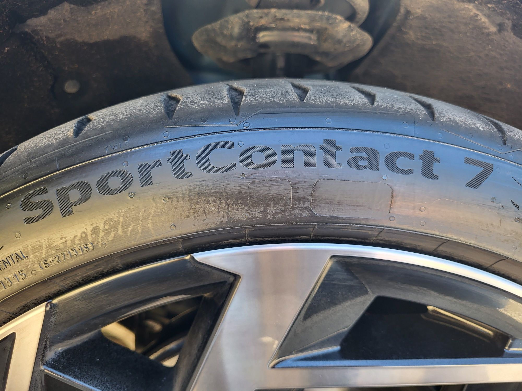 Komplet 4 opon Continental SportContact 7 245/40 r21 z 2024 roku