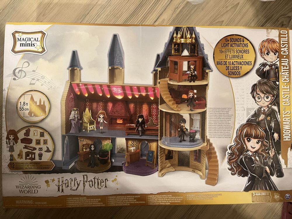 Zamek Harry Potter Wizarding World+8figurek