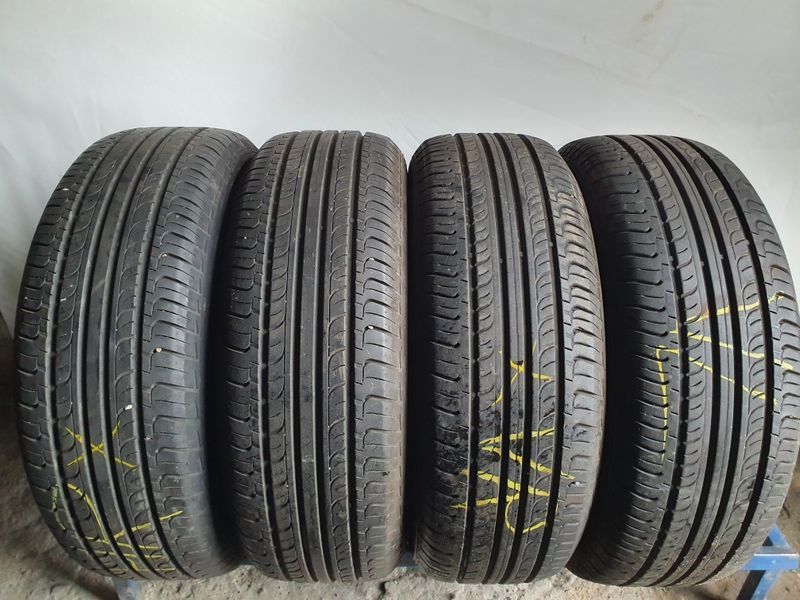 Hankook 225/60/17 super stan Cena za 4szt