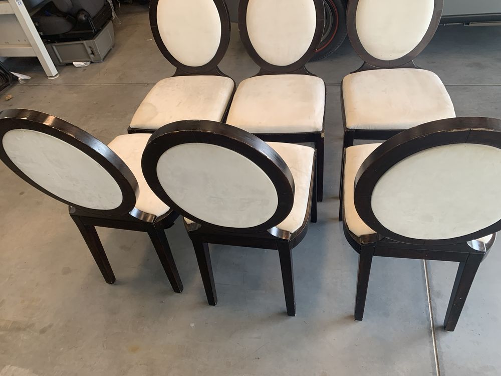 Krzesła drewniane do jadalni biale obicie welur