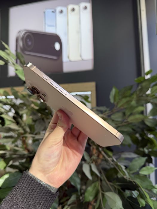 iPhone 16 Pro Max 256GB Desert Titanium