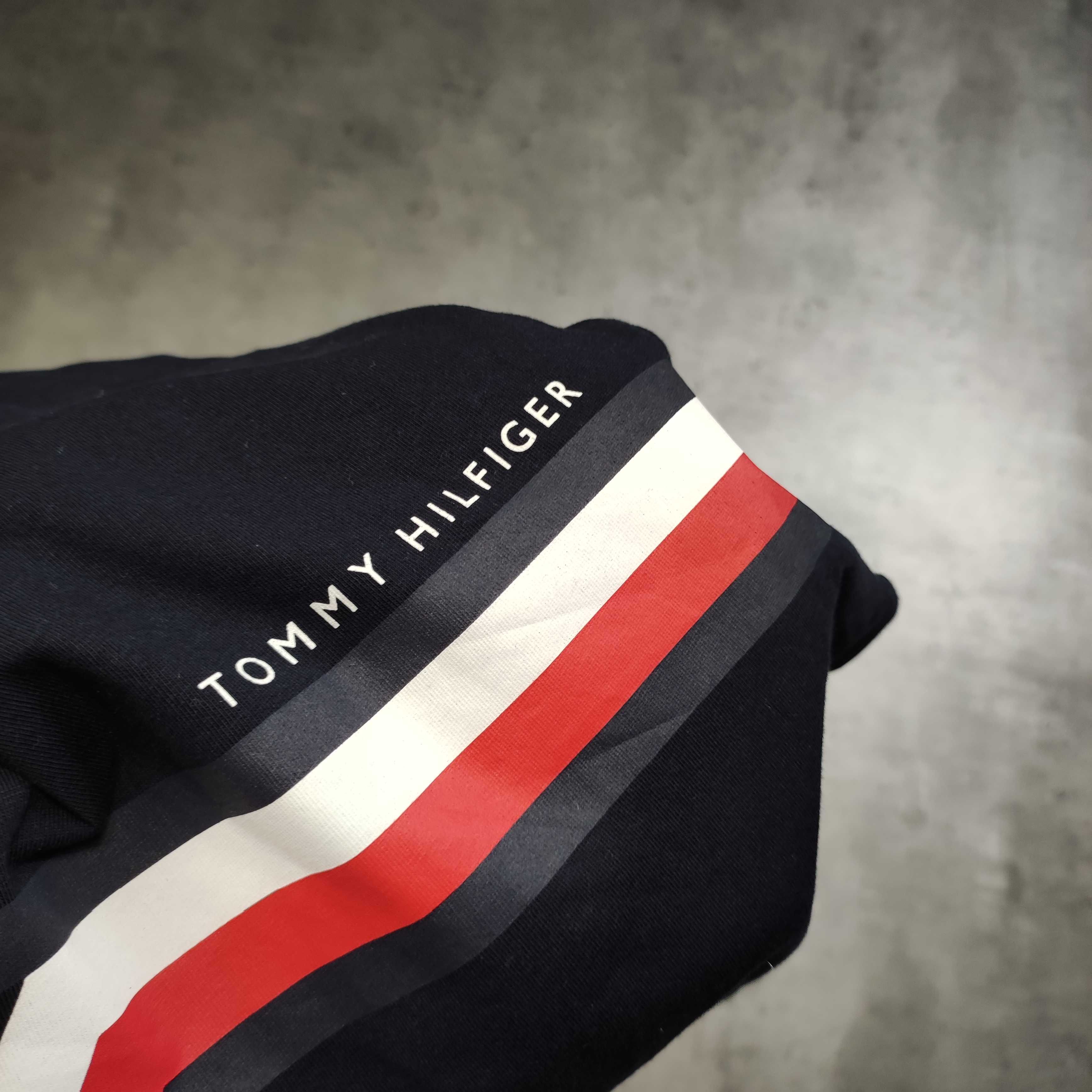 MĘSKA Koszulka Elegancka Granatowa Duże Logo Paski Tommy Hilfiger Haft
