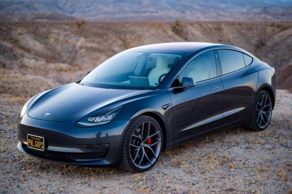 Диски Нові TESLA Model 3 R18/5/114,3 . В Наявності - 8 шт