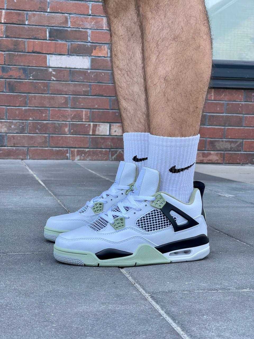 Чоловічі кросівки Nike Air Jordan 4 Retro Seafoam (41-45 р.)