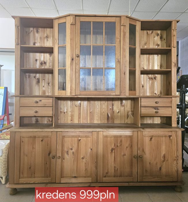 Duży  Kredens Sosnowy
