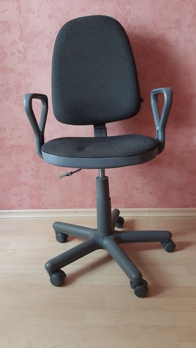 Продам кресло для офиса или дома