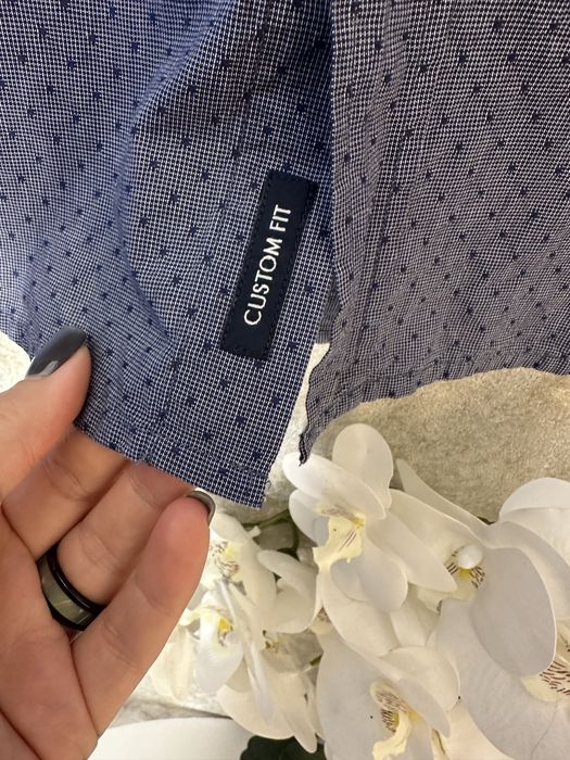 Оригінальна сорочка відомого бренду