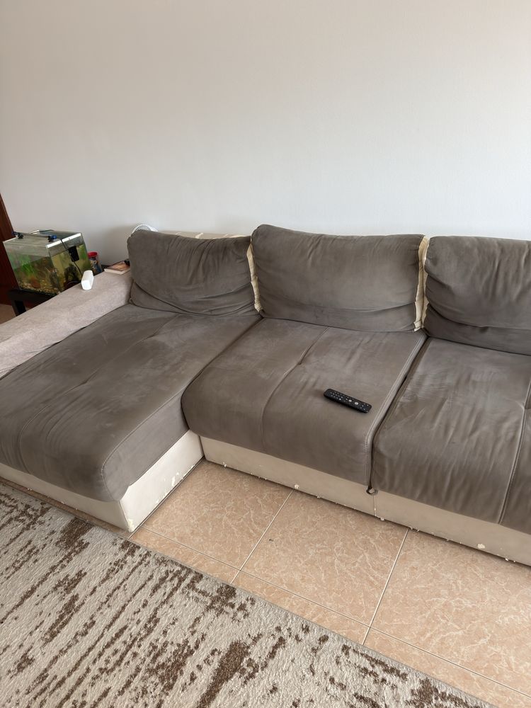 Sofa  com marcas de uso
