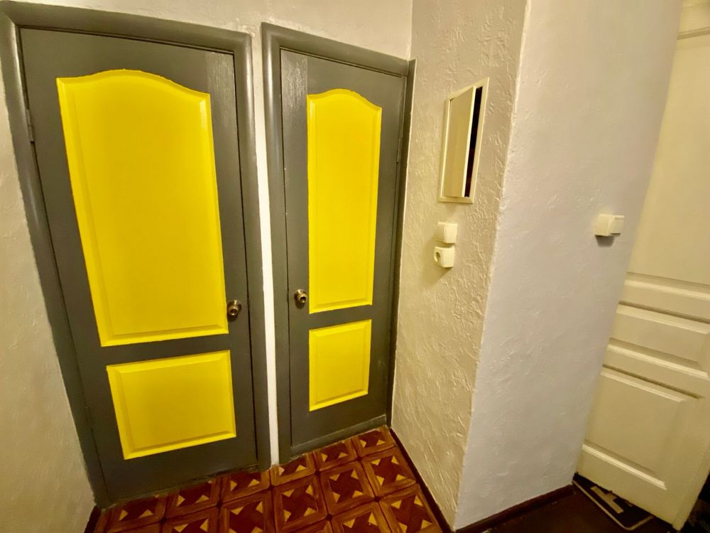 Продам 4к квартиру на вул. Дмитріївська 58А. Галицька площа. Цирк.