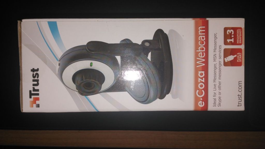 Webcam Trust - e Coza Webcam 1.3 Mxp. P/ Teams, Zoom, Skype, Messenger