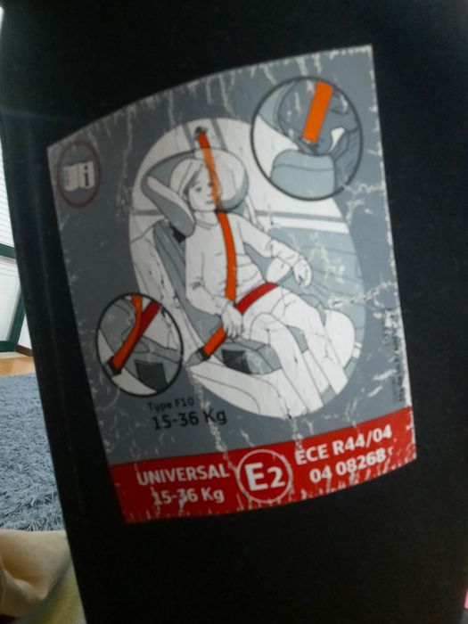 Cadeira auto hello Kitty 15kg a 36kg