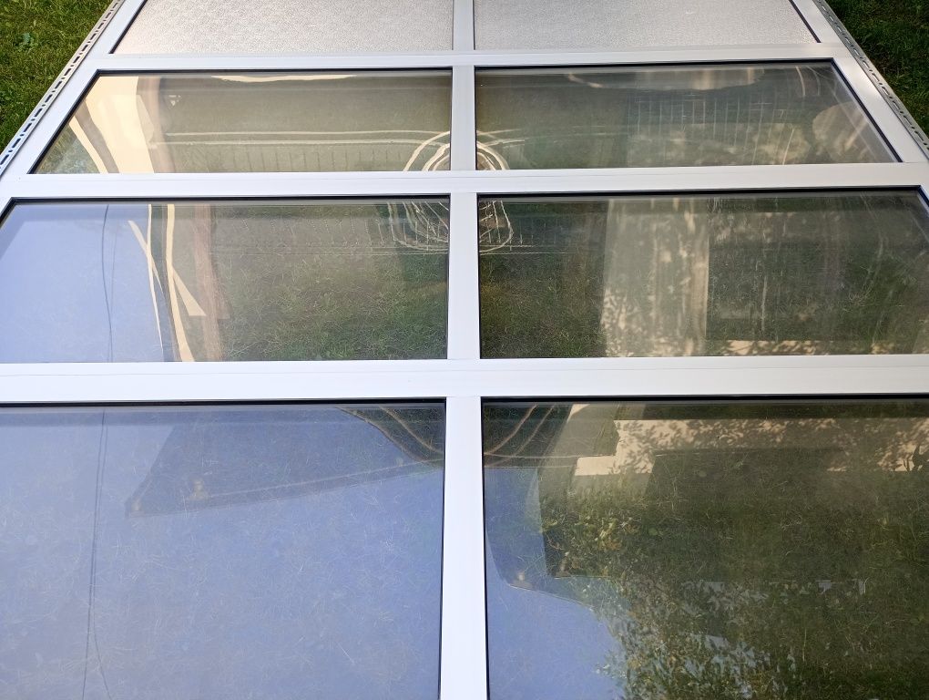 Brama i segmentowa garażowa panelowa aluminiowa przemysłowa