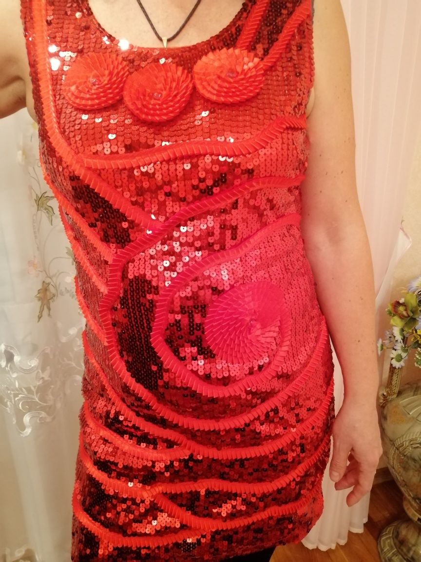 Платье нарядное на новый год