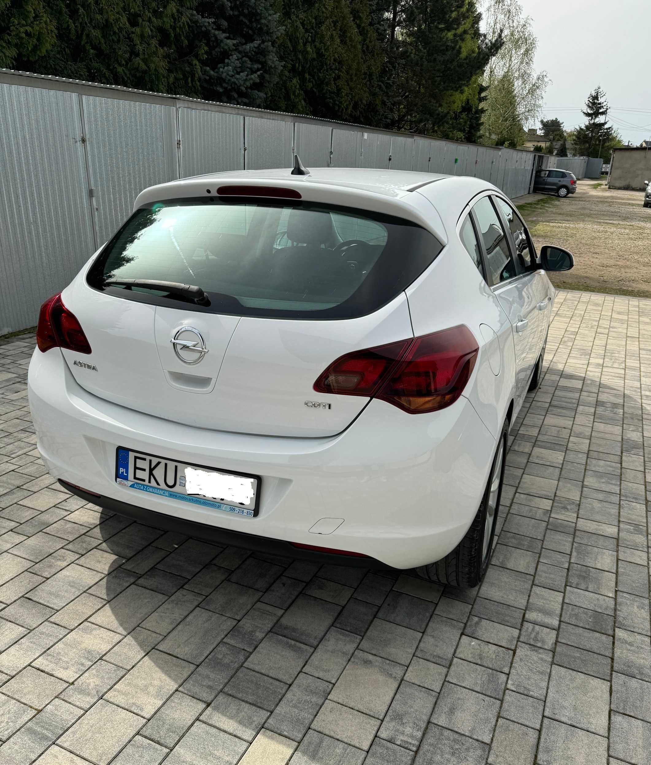 Sprzedam !!! Opel Astra  1.7 CDTI Cosmo