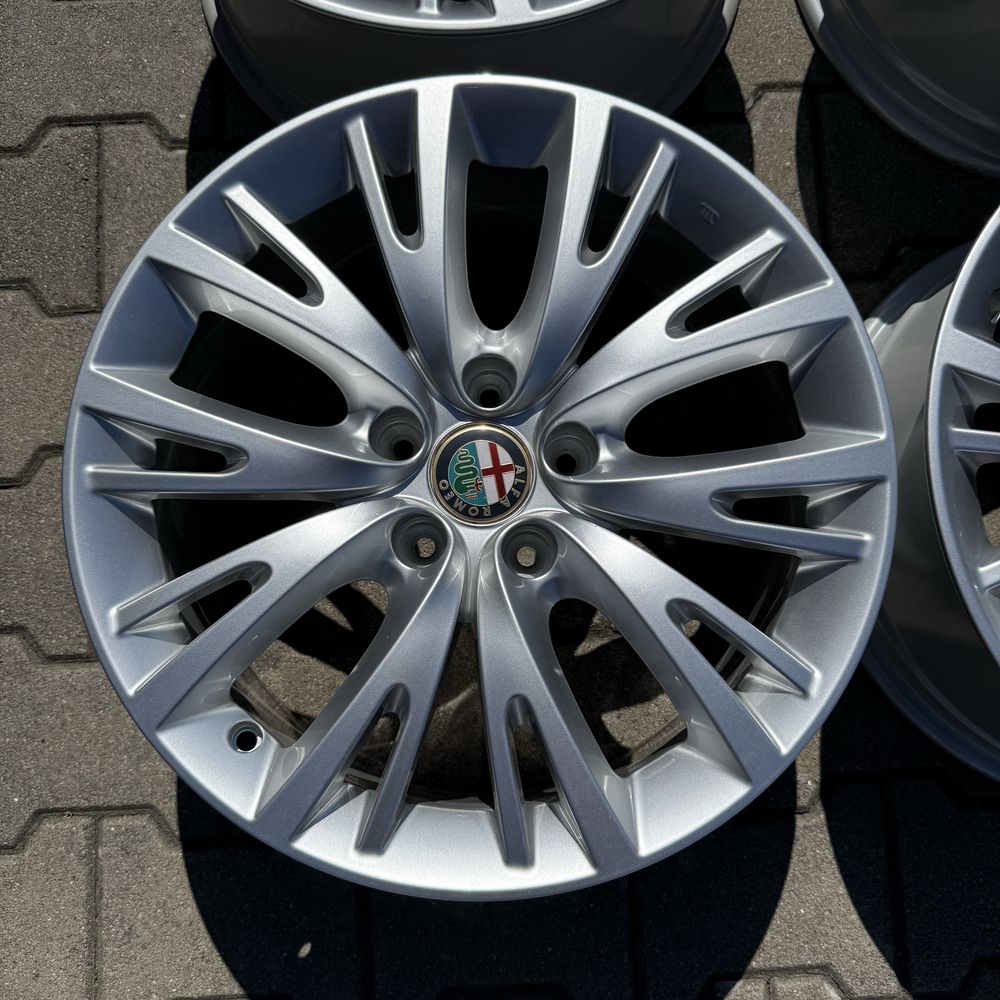 Sprzedam OEM alufelgi 17" Alfa Romeo Giulietta Brera Jeep Renegade