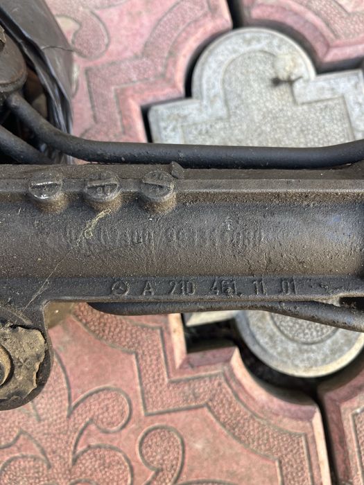 Рульова рейка A210 460 28 84 w210