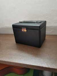 Duża szkatułka pojemny kuferek organizer na biżuterię czarna