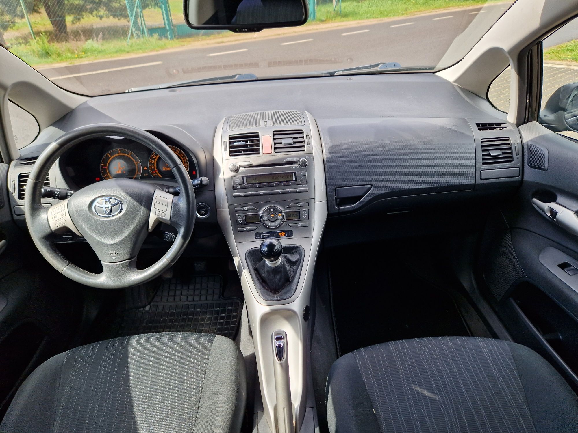 Toyota Auris 2.0D 126KM Niemiec Xenon 2x kluczyki