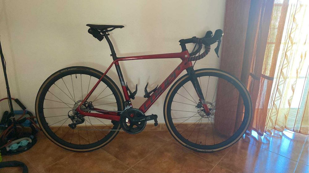 Coluer Invicta Disc (potenciometro) + Extensores de triatlo + Rolo