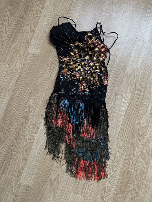 Сукня латина