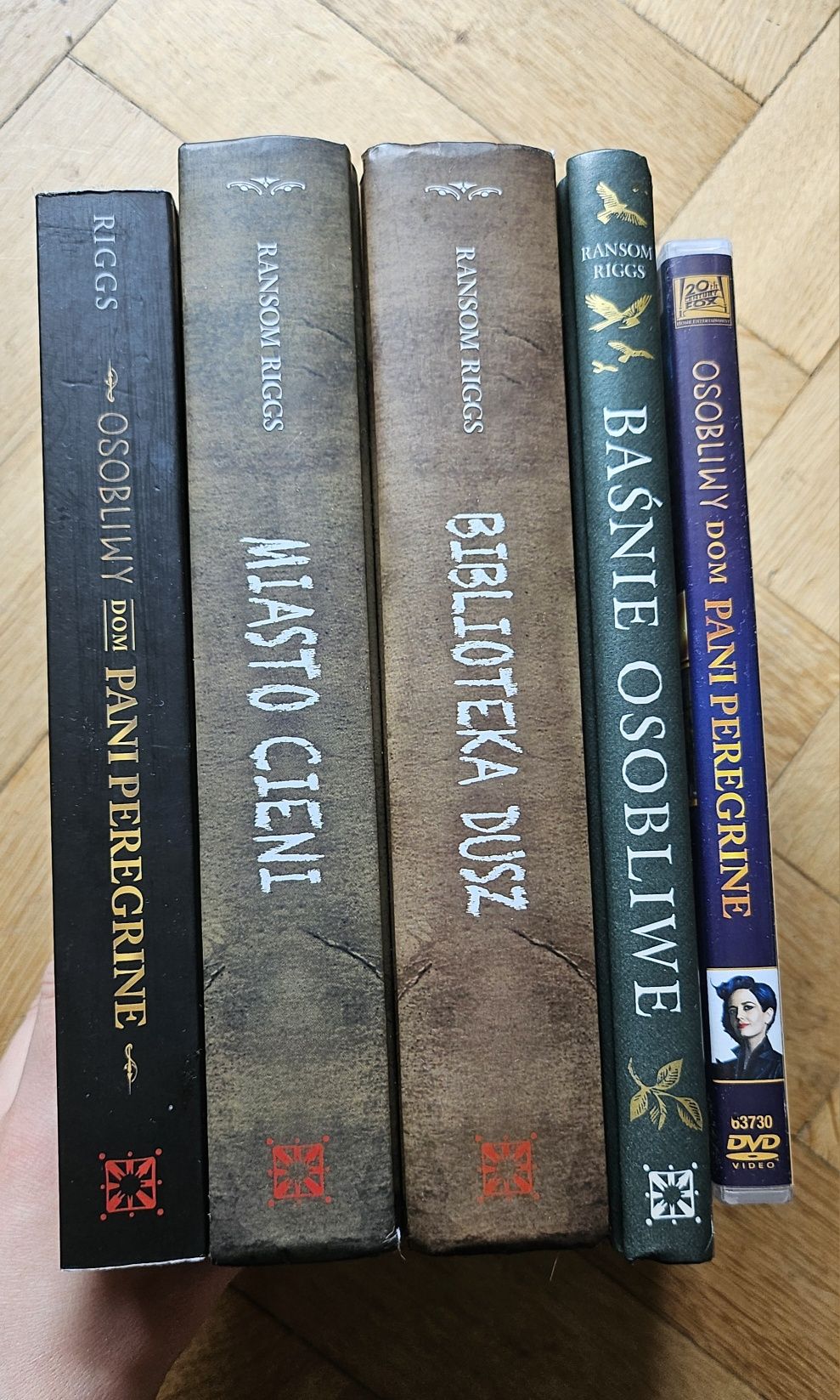 Osobliwy Dom Pani Peregrine, Baśnie Osobliwe, Film DVD - Ransom Riggs